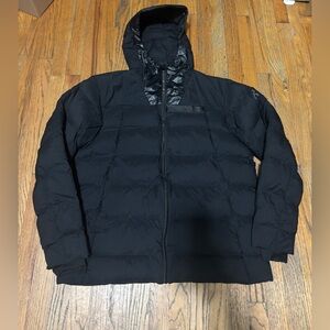 On Cloud Puffer Insulated Men’s Challenger Jacket Black Sz Large